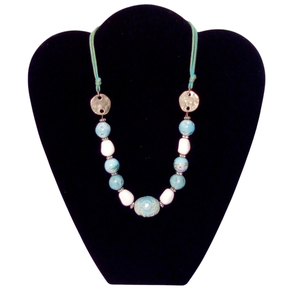 Fashion Necklace Faux Turquoise White Beads Silver Tone Disc Beach Summer Resort